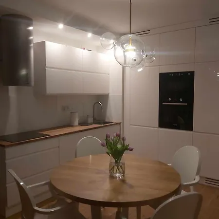 Apartament Sokolowska Metro Mlynow *